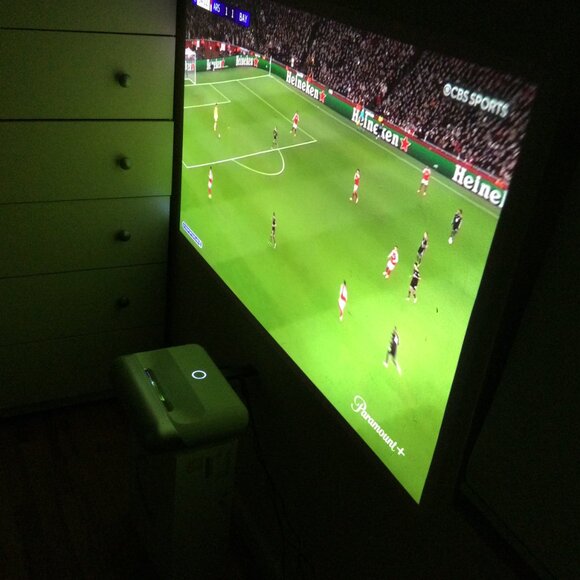 Projector - Picture 2 of 14